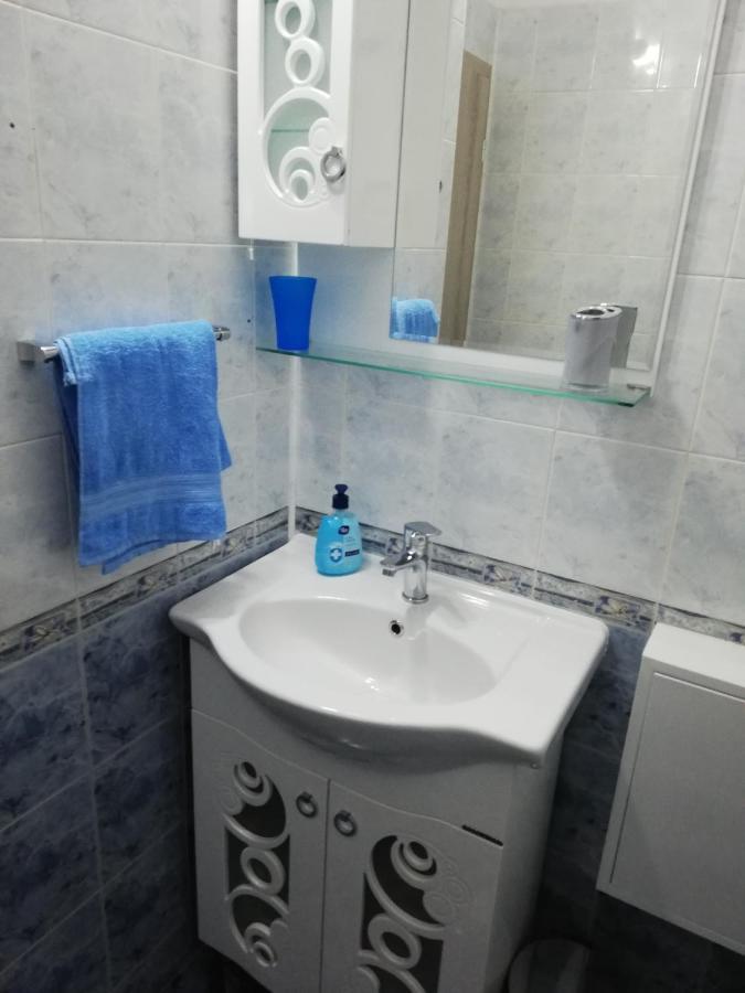 Apartment Ani เวลีคอเทอร์โนโว ภายนอก รูปภาพ