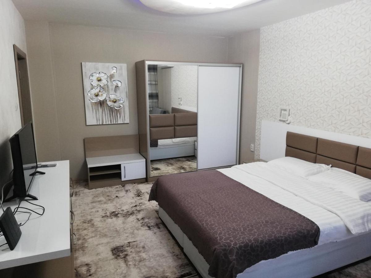 Apartment Ani เวลีคอเทอร์โนโว ภายนอก รูปภาพ